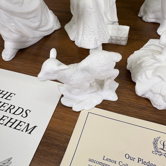 Lenox The Nativity Porcelain Set with Original Box and Certs lot of 7 1990's - Picture 4 of 15